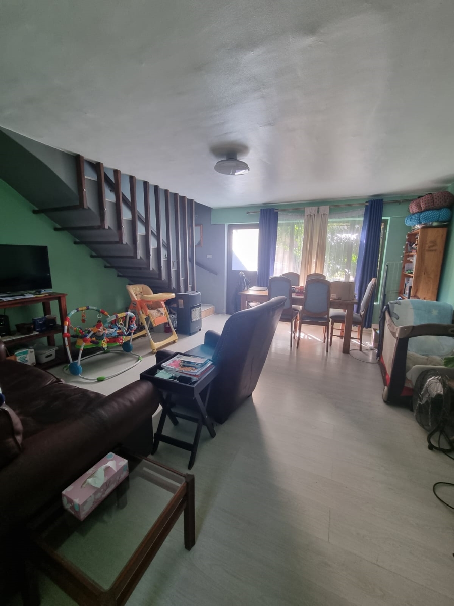 To Let 3 Bedroom Property for Rent in Southfield Western Cape